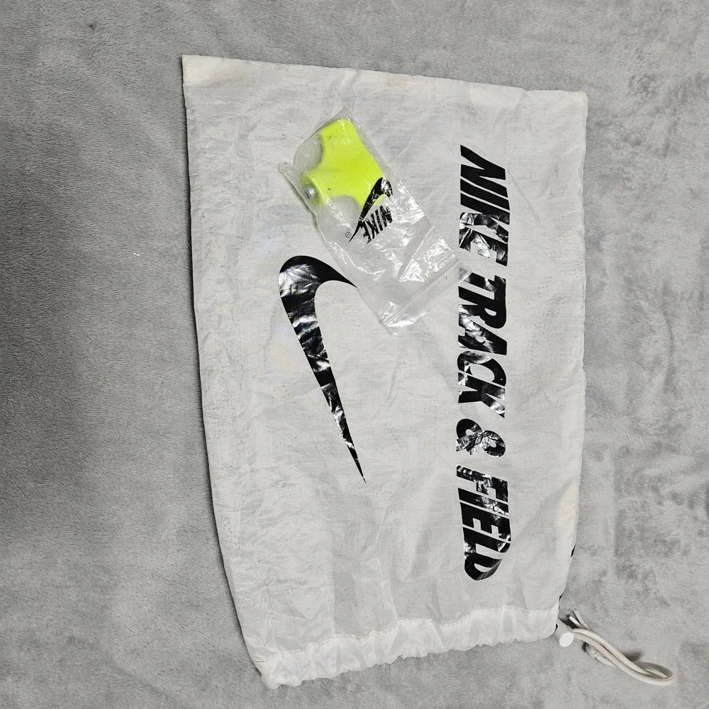 Nike Ckeat Wrench Tool Track Field Sprint Spikes Tool Key Neon Yellow With Bag - Picture 5 of 5